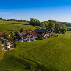 https://berggasthof-hotel-weingarten.com-bavaria.com