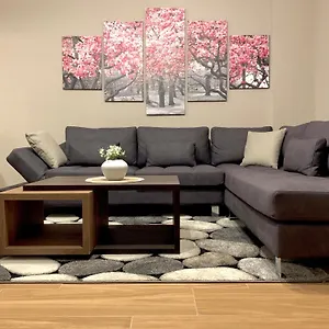 https://eka-luxury-apartments.albaniahotels.org