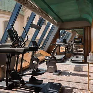 https://rosewood.vienna-besthotels.com